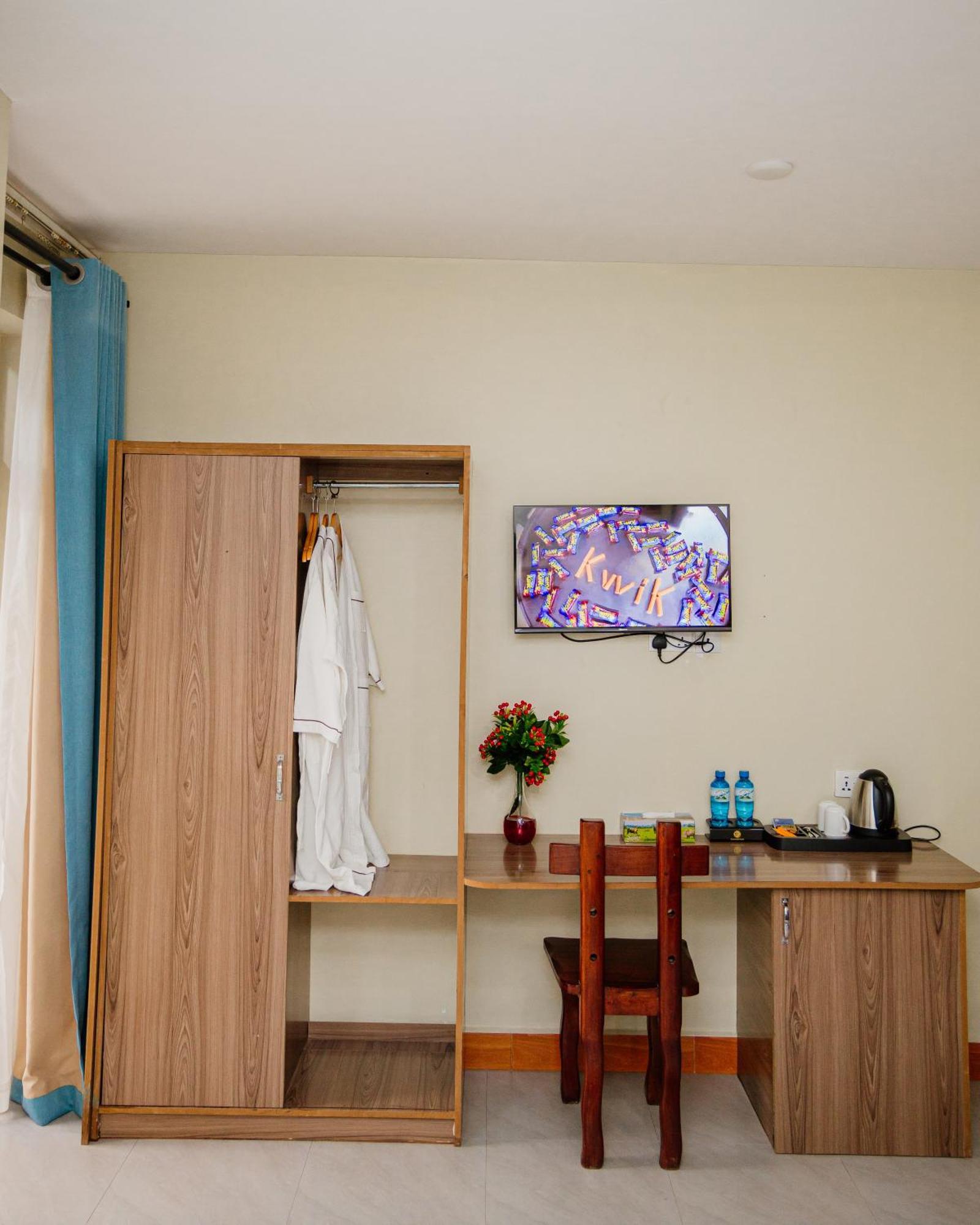 Greenside Hotel Arusha Bagian luar foto